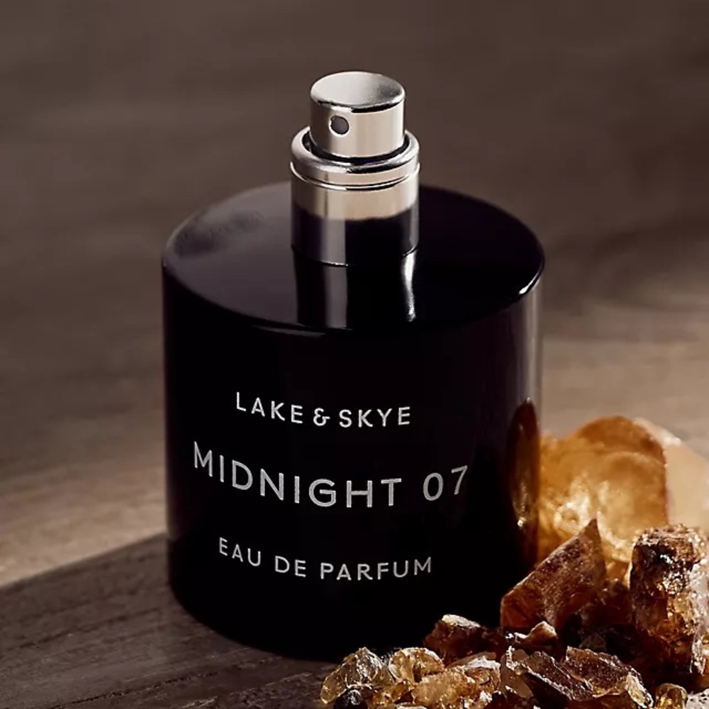 Lake & Skye Midnight 07 Eau de Parfum - Picture 3 of 5